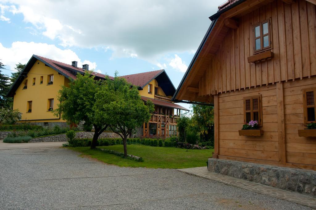 Tourist Farm Ob Izviru Krupe Villa Semic Bagian luar foto